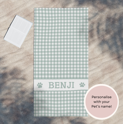 Personalised gingham beach towel with custom name, soft and highly absorbent beach towel for dog mums and pet lovers, custom pet name towel in classic checked design styled for beach day.