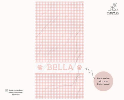Soft personalised gingham beach towel with custom pet name, highly absorbent beach and pool towel for Mum, Moms, dog mums and pet lovers in timeless checked pattern.